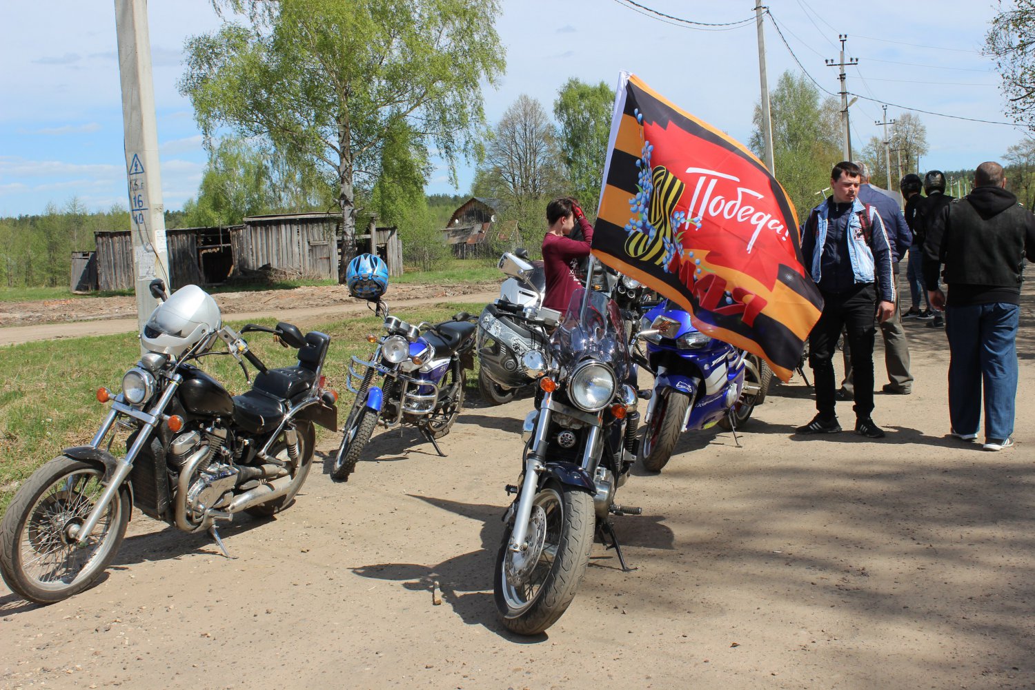 На День Победы в Выксе прошел автопробег